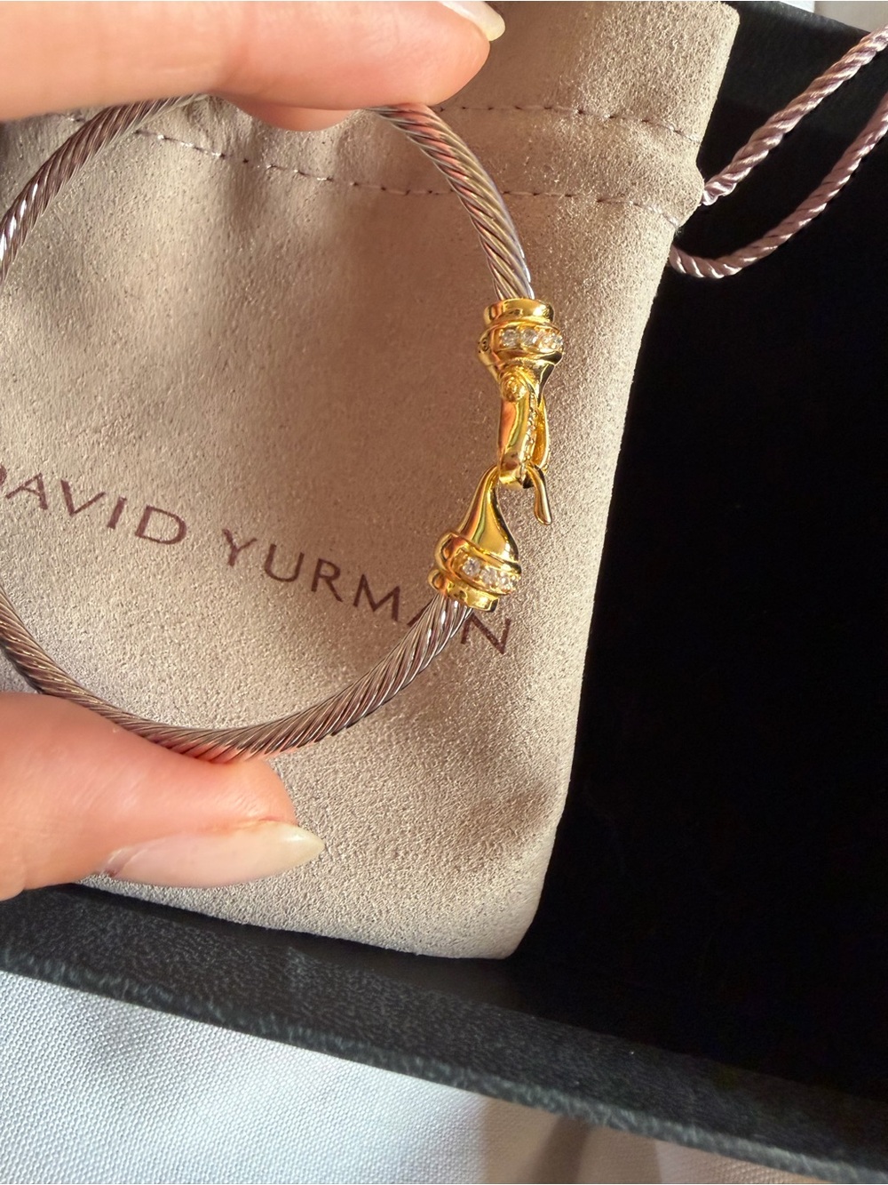 David Yurman Sterling Silver 18K Gold Diamond Cable Hook Bracelet Medium M Box - Picture 16 of 17